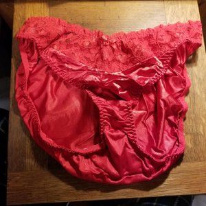 Warner's Suddenly Shapely Vintage Lace Bikini L Red